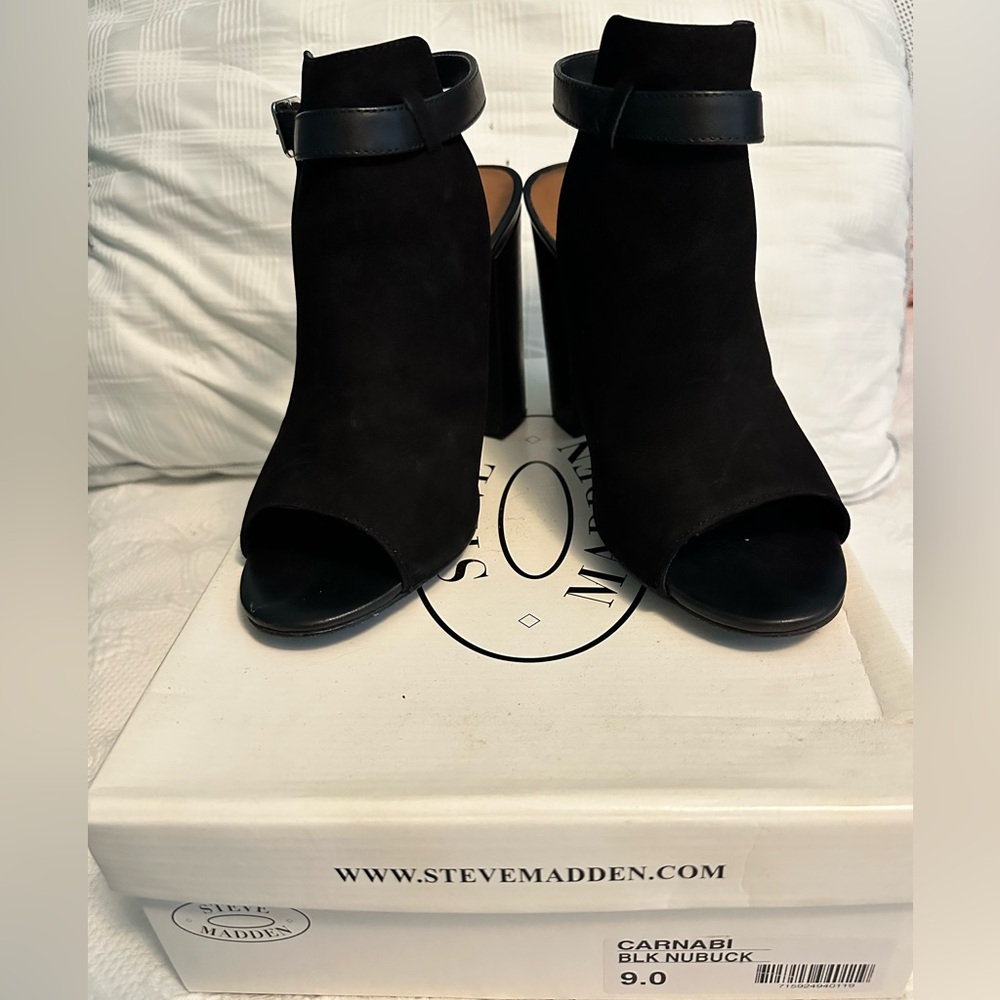 Steve Madden Black Open-Toe Heeled Boots